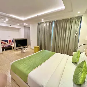  Homestay Red Rose - With Kitchenette